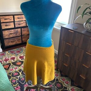 Zara Mustard Yellow Knit Springtime Skirt